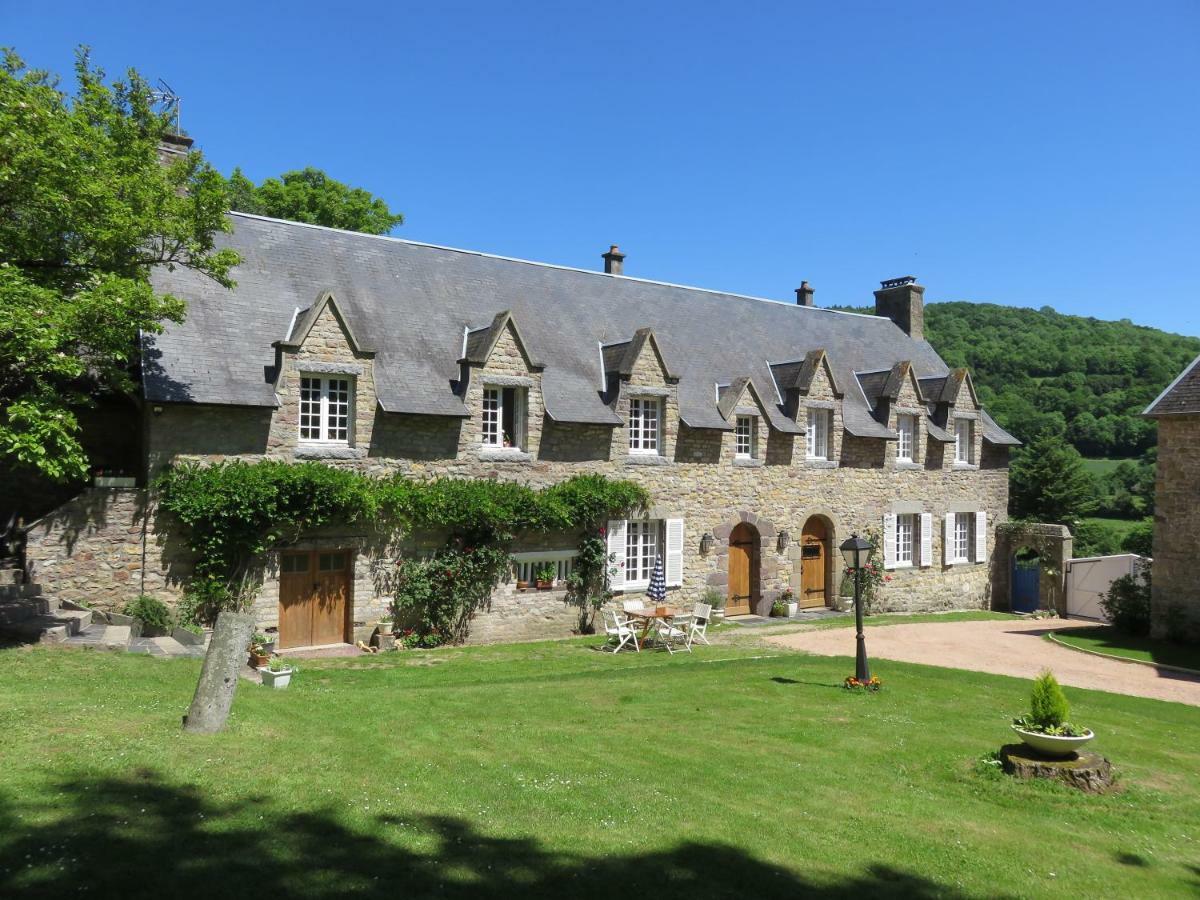 Le Manoir De Placy - Chambres D'Hotes Clécy Esterno foto
