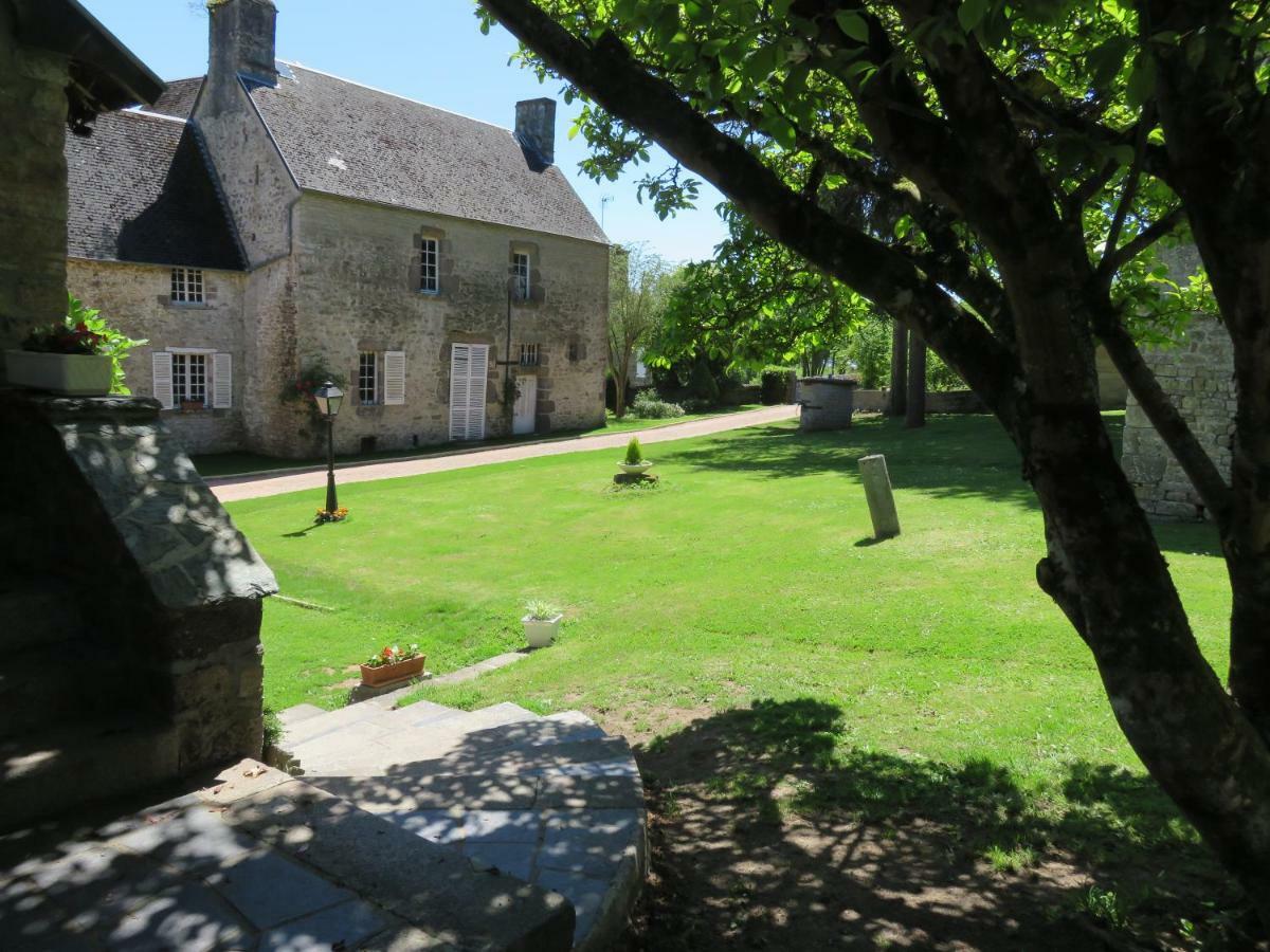 Le Manoir De Placy - Chambres D'Hotes Clécy Esterno foto