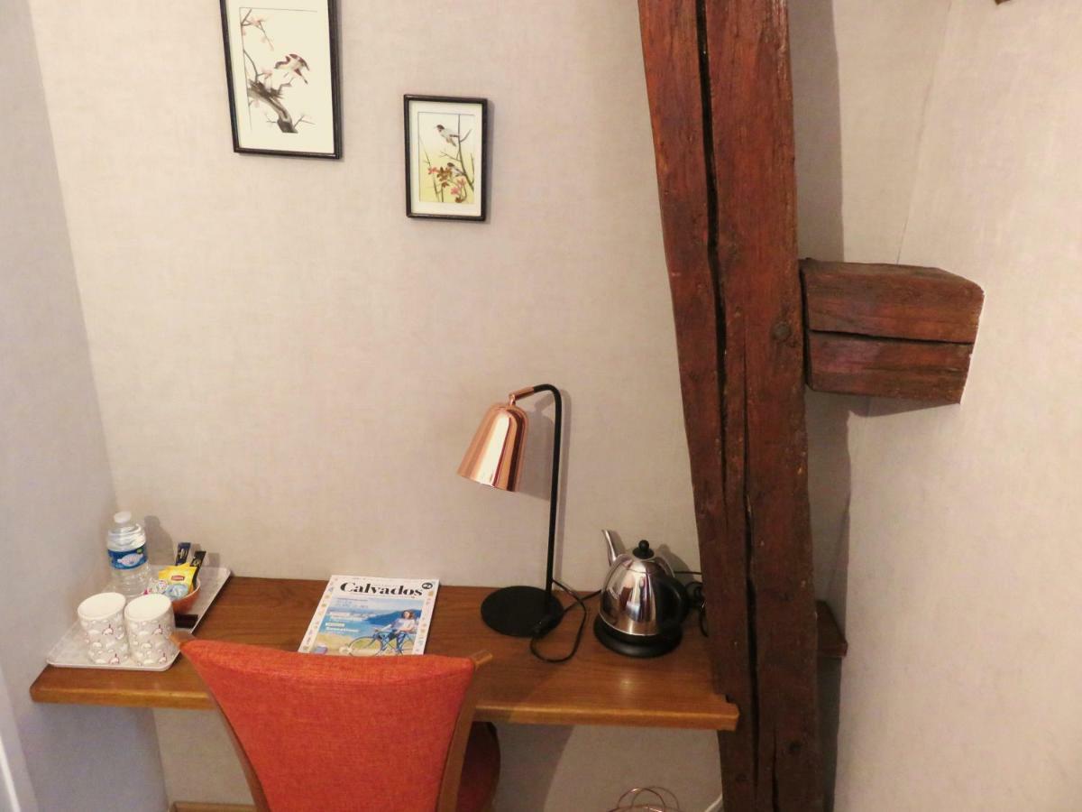 Le Manoir De Placy - Chambres D'Hotes Clécy Esterno foto